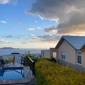  Hébergement de vacances Corossol Guadeloupe