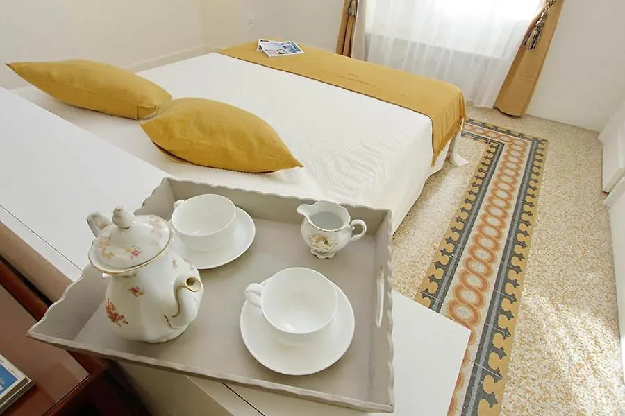 Elegant Apartment In The Heart Of Rome-Navona Area 0*, Rome